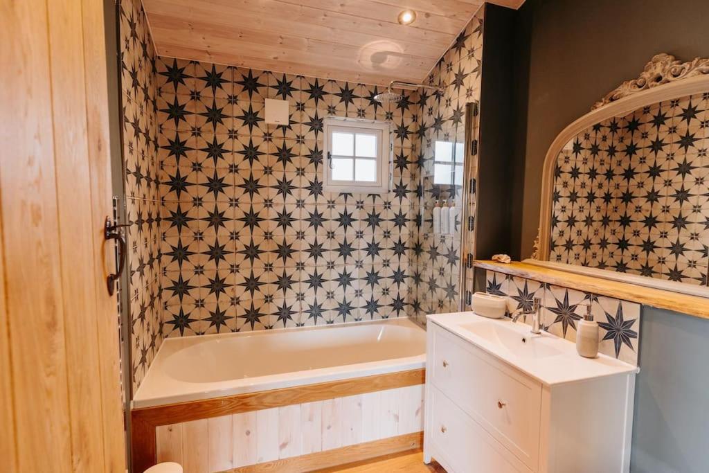 Beautiful Cottage In Bredfield Near To Woodbridge On The Suffolk Coast Exteriér fotografie